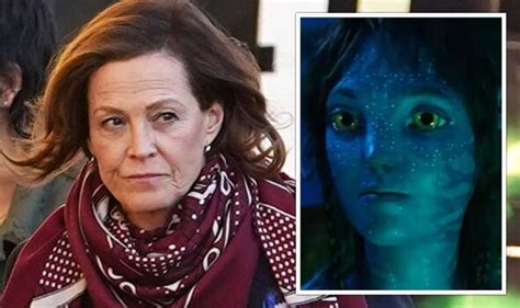 Sigourney Weaver (73) Plays The Teenager Kiri